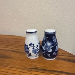 Pier one never made again porclein salt and pepper shakers